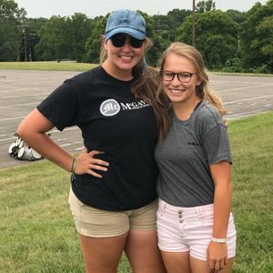 Meet your Posher, Chloe